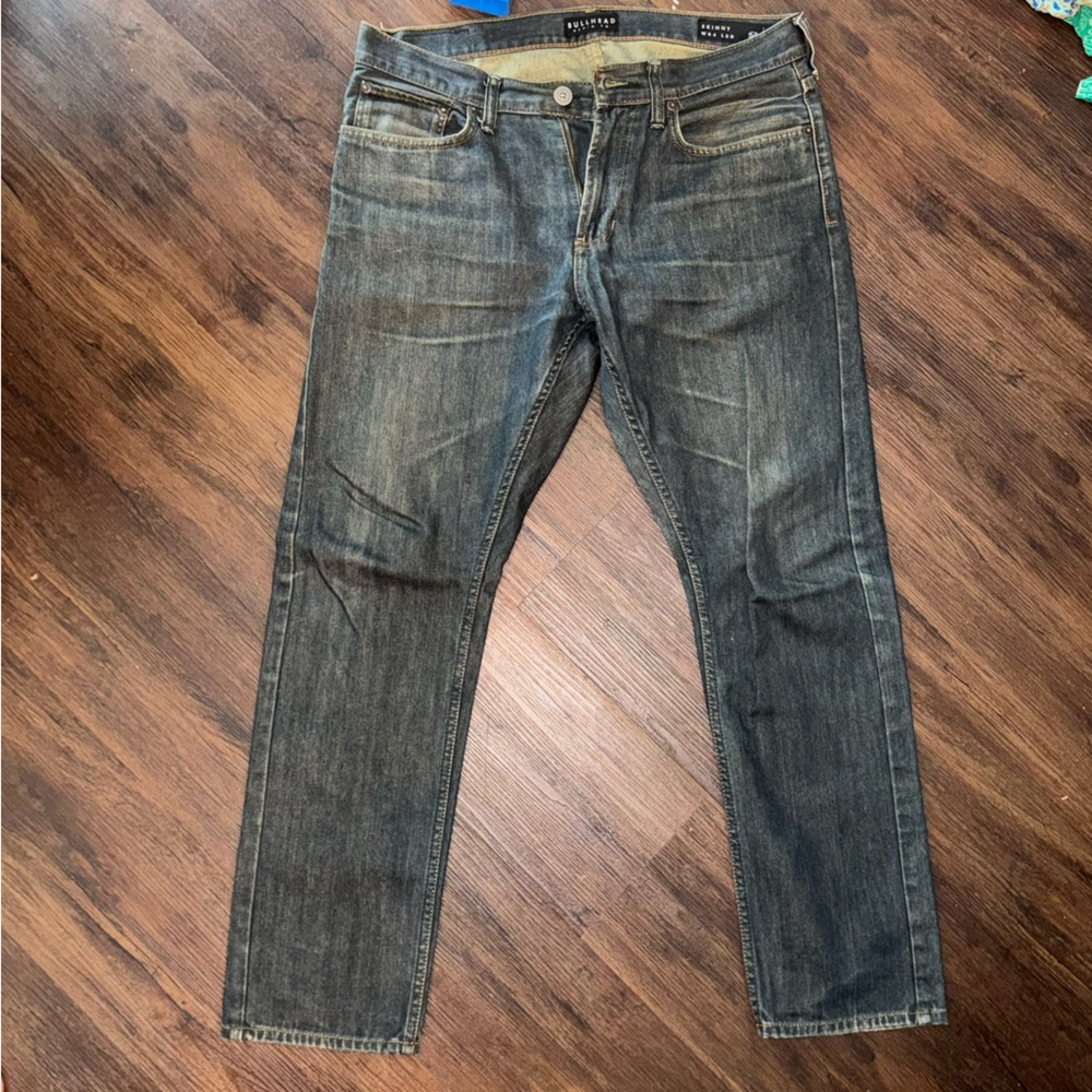 Men's Straight Fit Jeans in Classic Blue